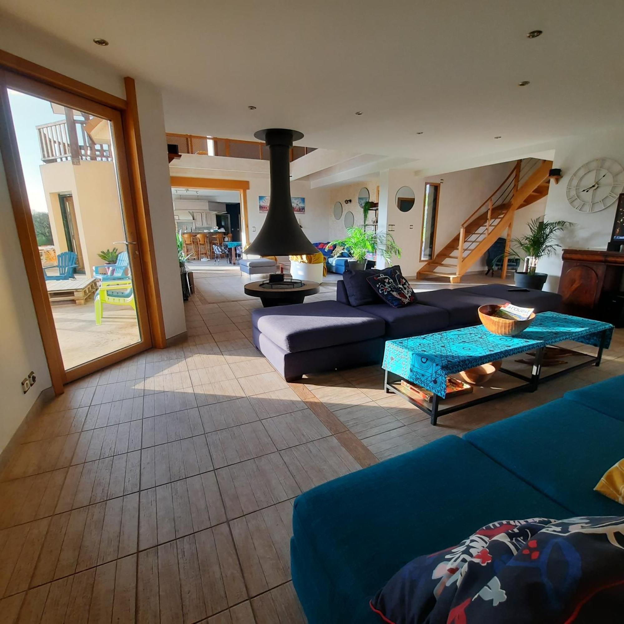 Magnifique Villa Avec Piscine Interieure Saint-Pois Exterior photo