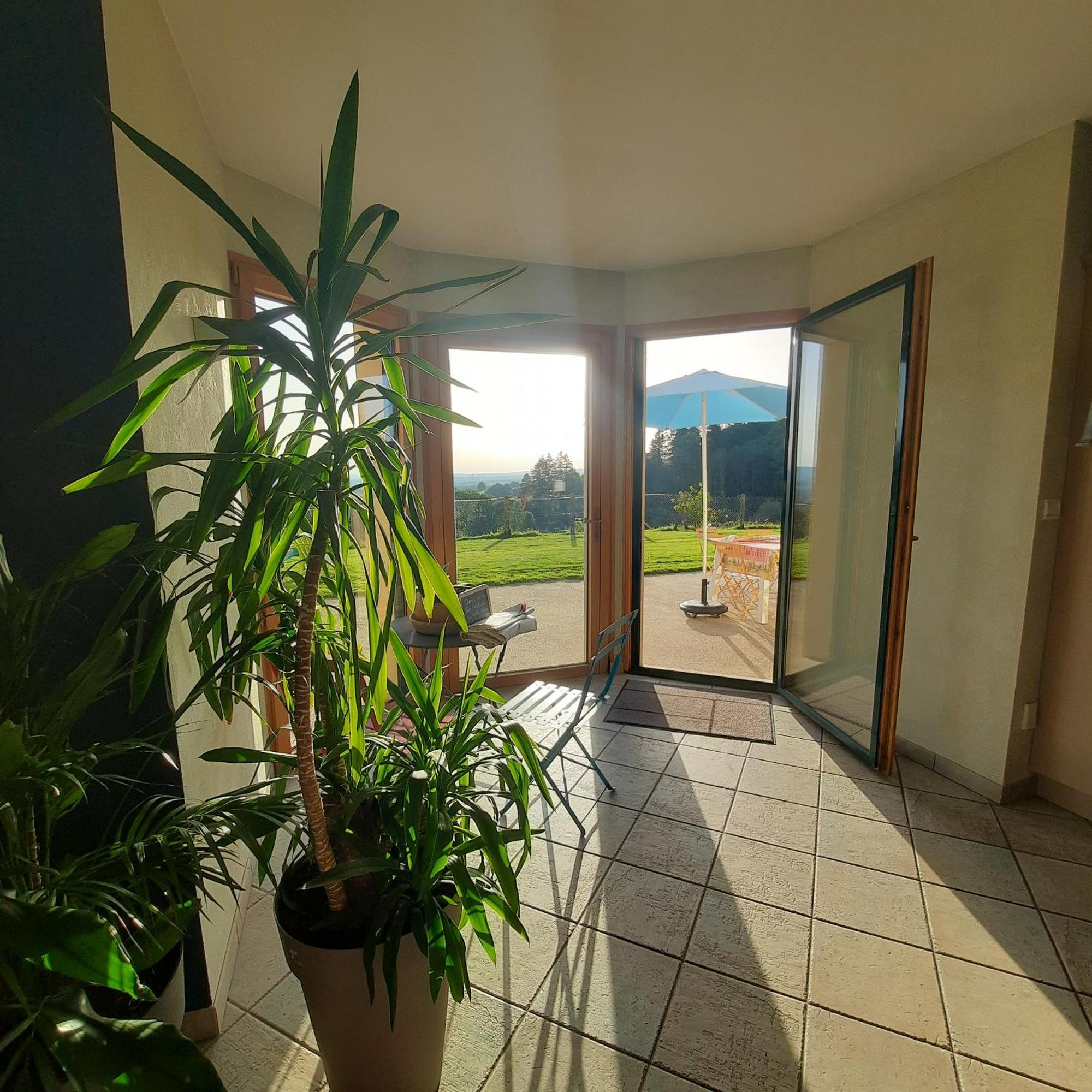Magnifique Villa Avec Piscine Interieure Saint-Pois Exterior photo